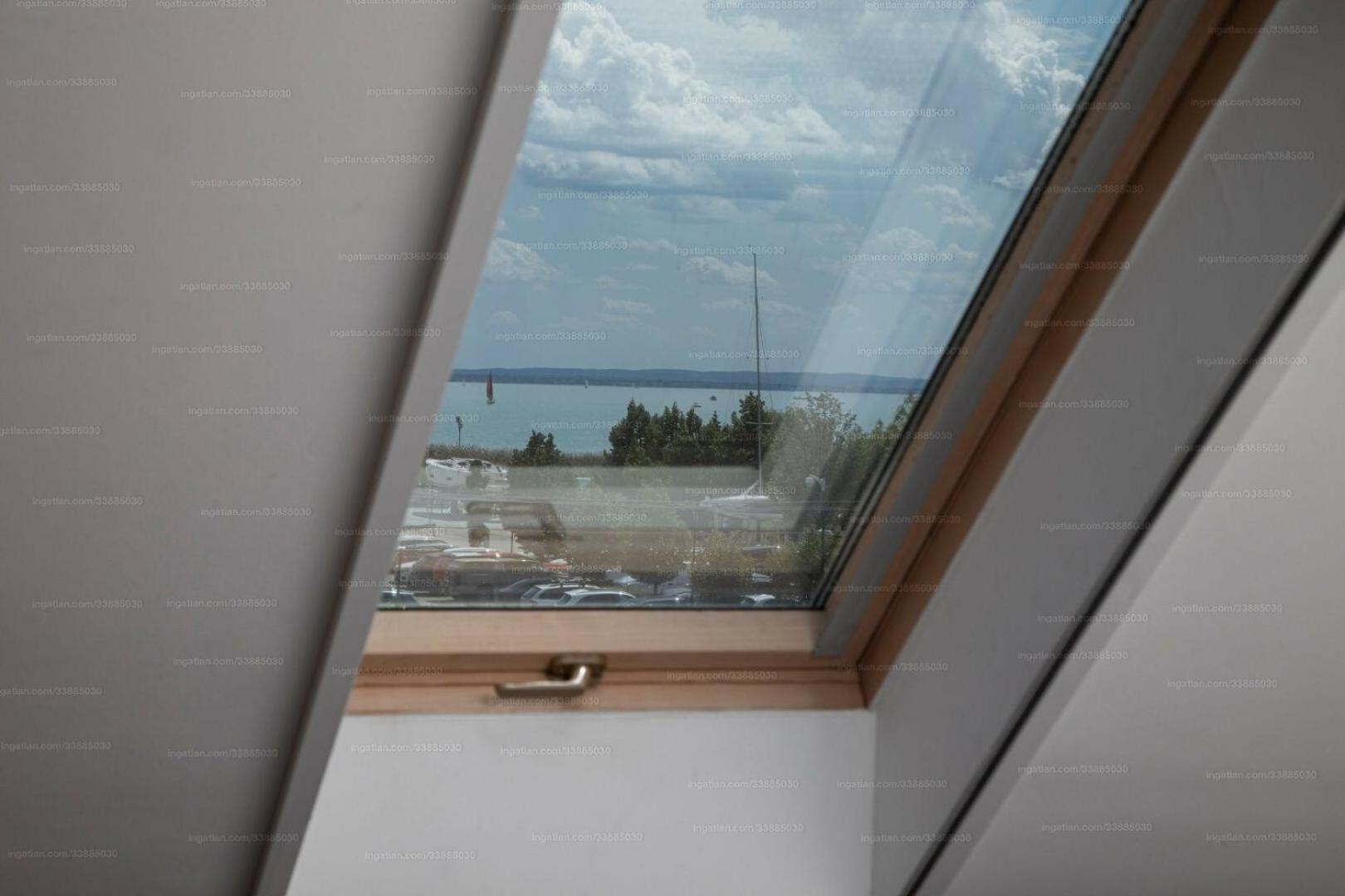 Sorompo Vendeghaz Hotel Balatonkenese Bilik gambar