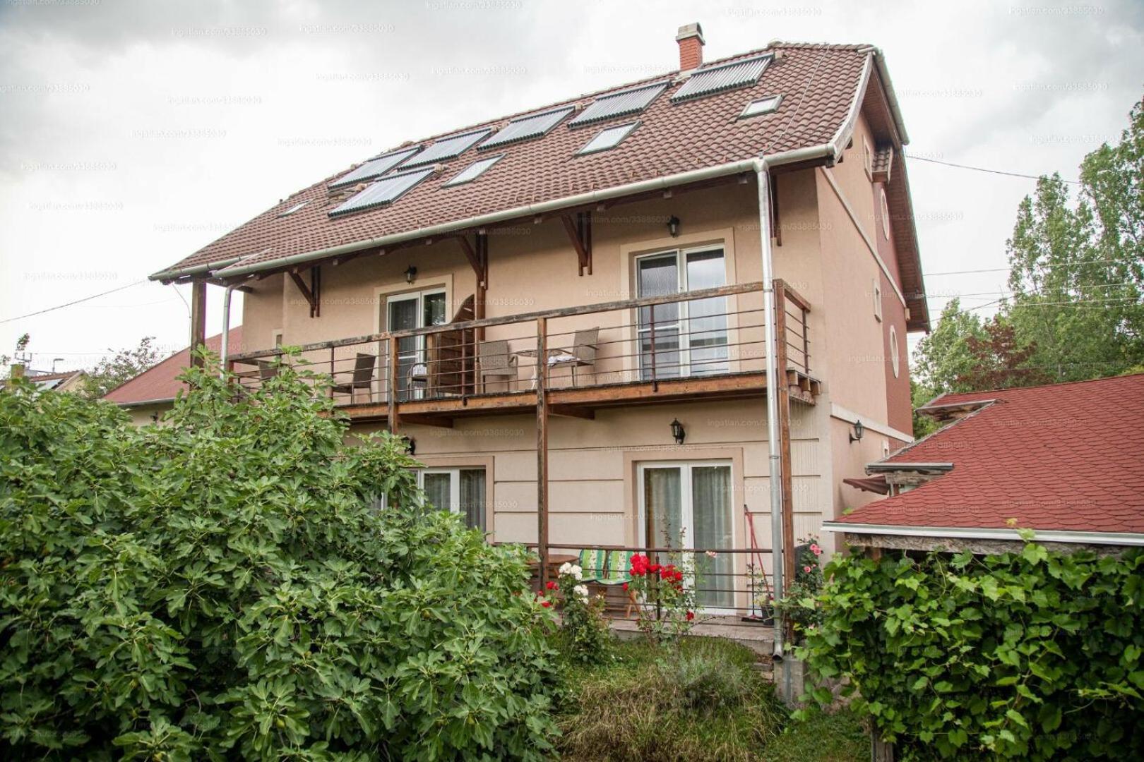 Sorompo Vendeghaz Hotel Balatonkenese Luaran gambar