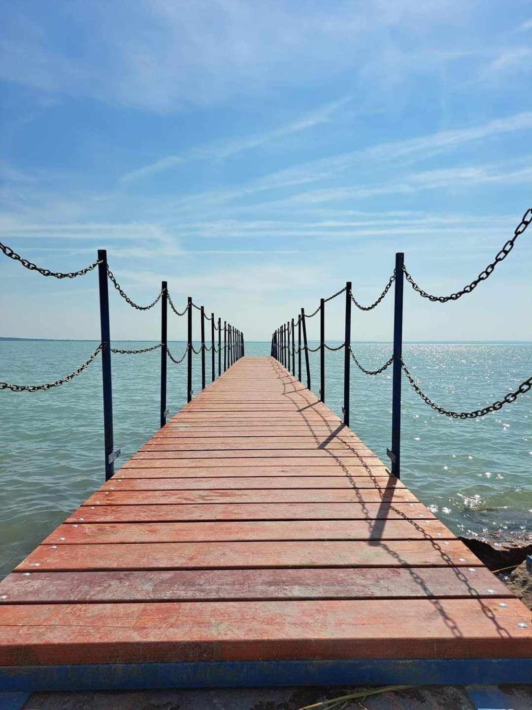 Sorompo Vendeghaz Hotel Balatonkenese Luaran gambar
