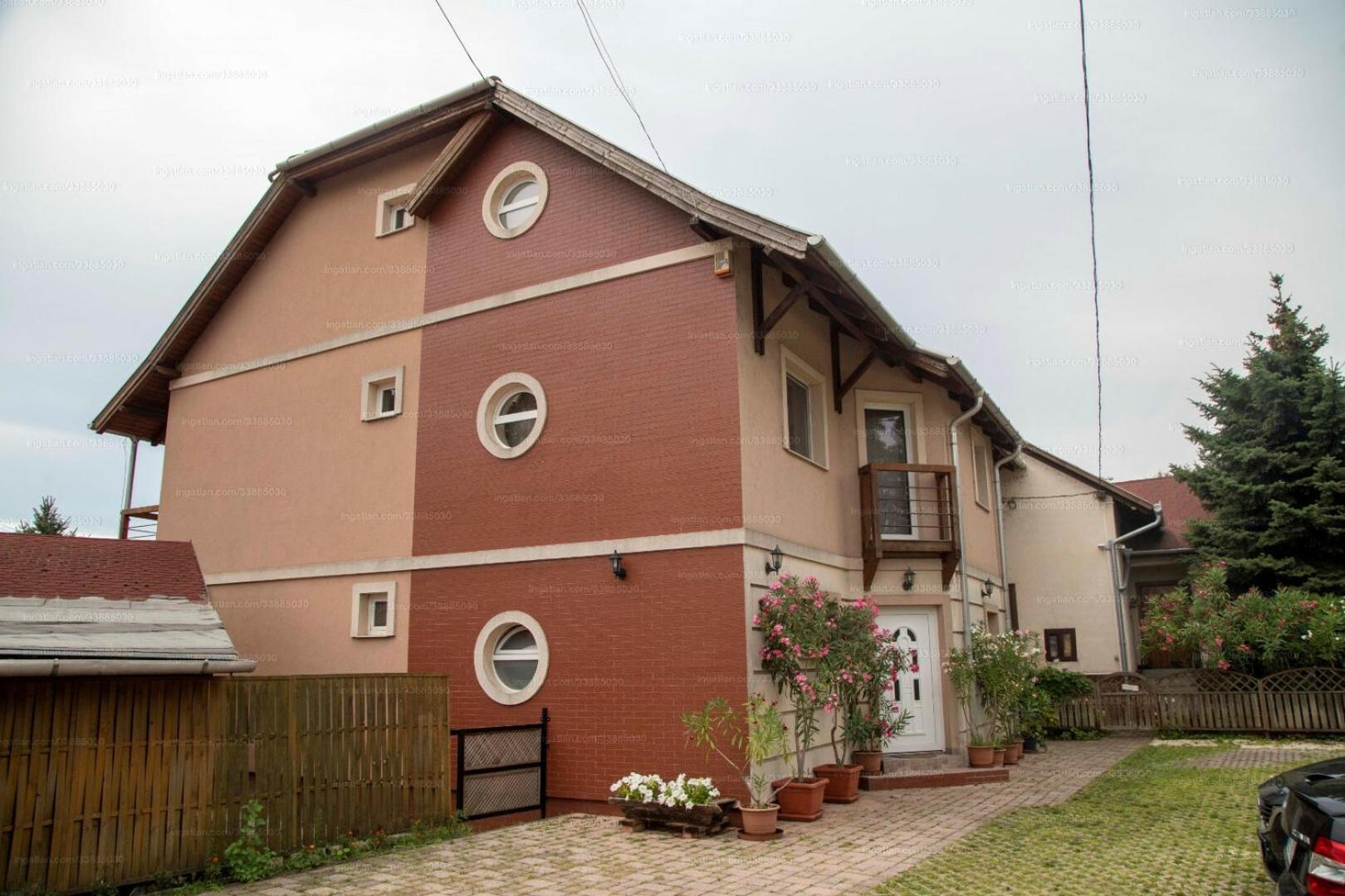 Sorompo Vendeghaz Hotel Balatonkenese Luaran gambar