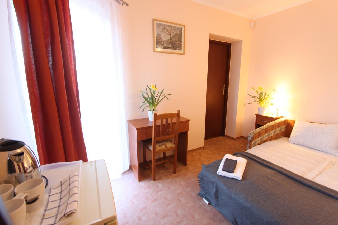 Sorompo Vendeghaz Hotel Balatonkenese Luaran gambar