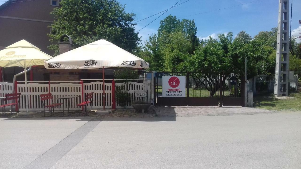 Sorompo Vendeghaz Hotel Balatonkenese Luaran gambar