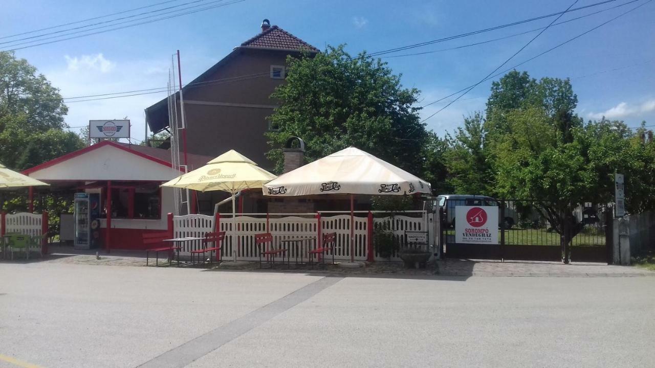 Sorompo Vendeghaz Hotel Balatonkenese Luaran gambar